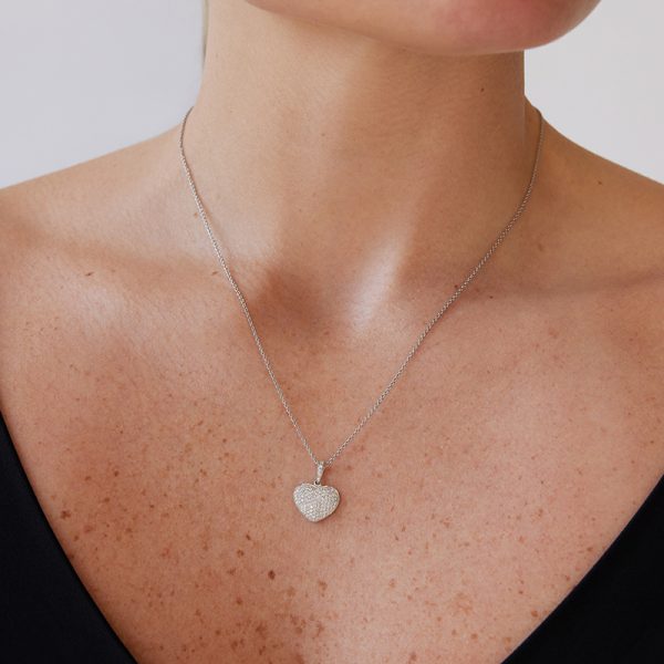 18ct Pave Diamond Heart Pendant